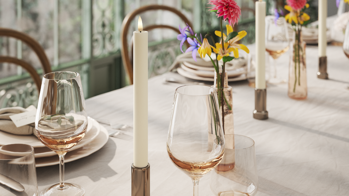 Natural faith LED Dinner candle With Wetlook ™ design