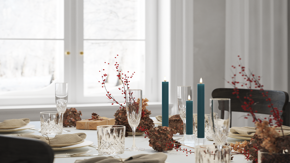 LED Dinner candle With lifelike LED flame