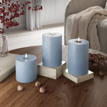LED Pillar candle Ø 10 x 10 + 15 + 20 cm Ice Blue
