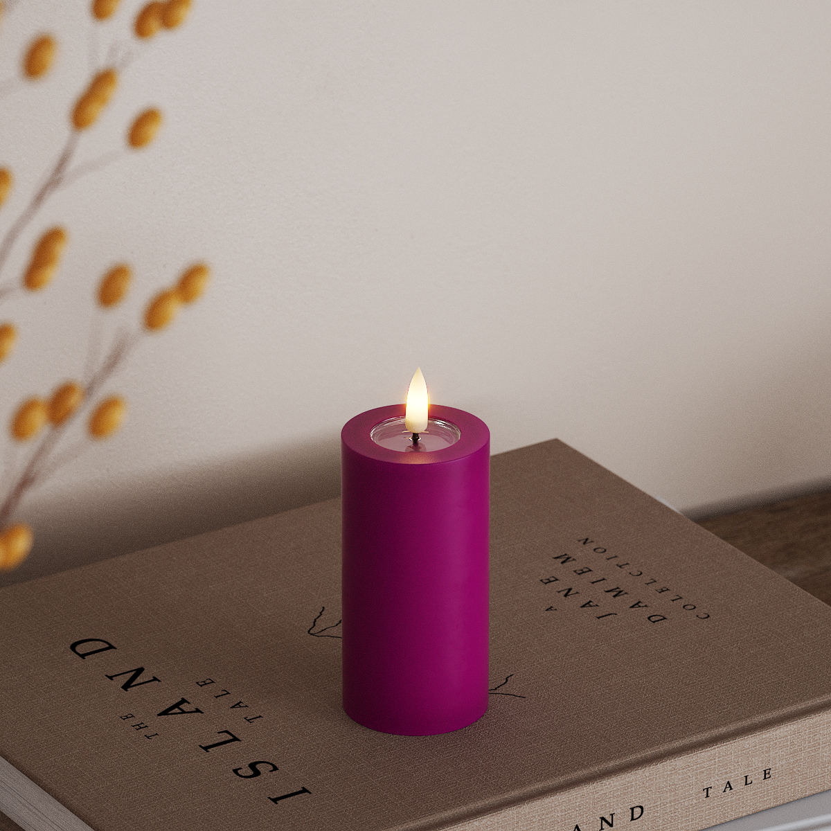 Deluxe Homeart LED Pillar candle Ø 5 x 10 cm Violet LED Pillar candle 3