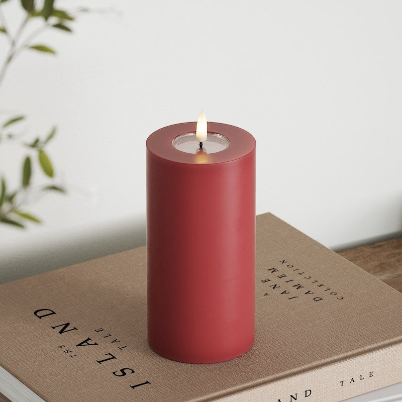 Deluxe Homeart LED Pillar candle Ø 7.5 x 15 cm Bordeaux