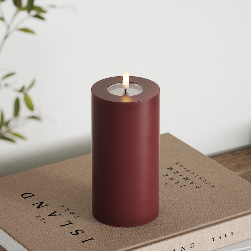 Deluxe Homeart LED Pillar candle Ø 7.5 x 15 cm Burgundy