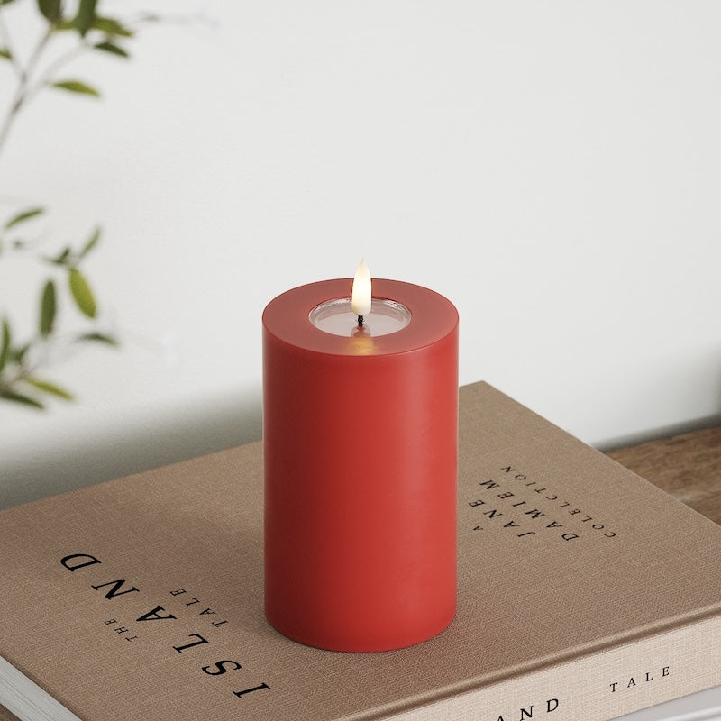 Deluxe Homeart LED Pillar candle Ø 7.5 x 12.5 cm Red
