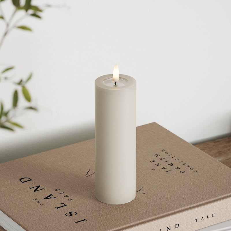 Deluxe Homeart LED Bloklys Ø 5 x 15 cm Sand