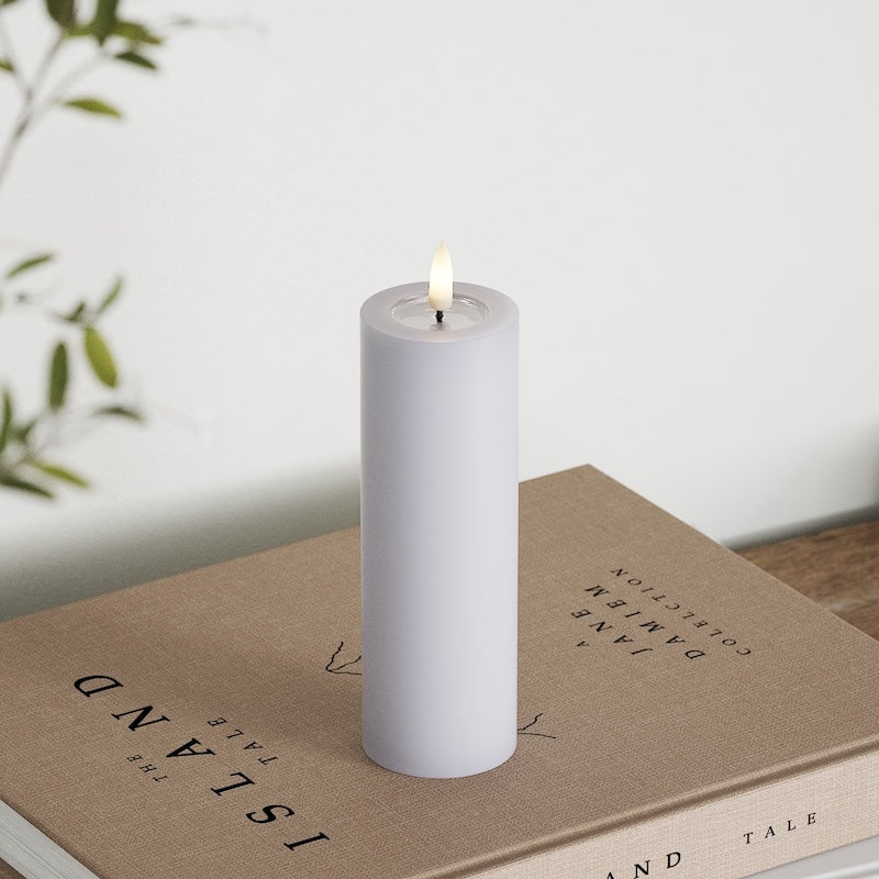 Deluxe Homeart LED Pillar candle Ø 5 x 15 cm Dusty Blue