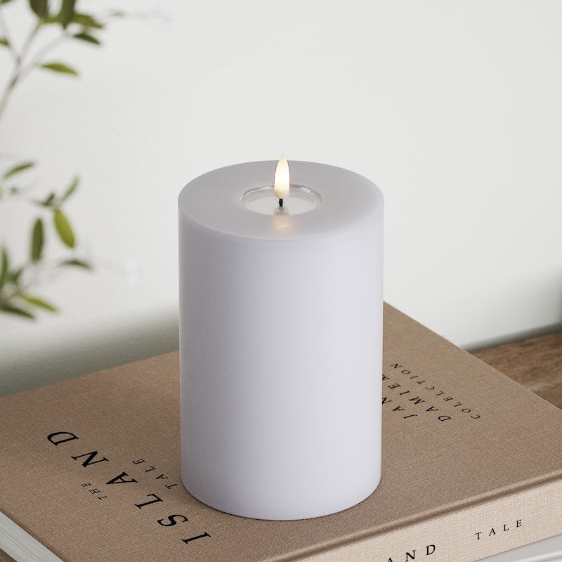 Deluxe Homeart LED Pillar candle Ø 10 x 15 cm Dusty Blue
