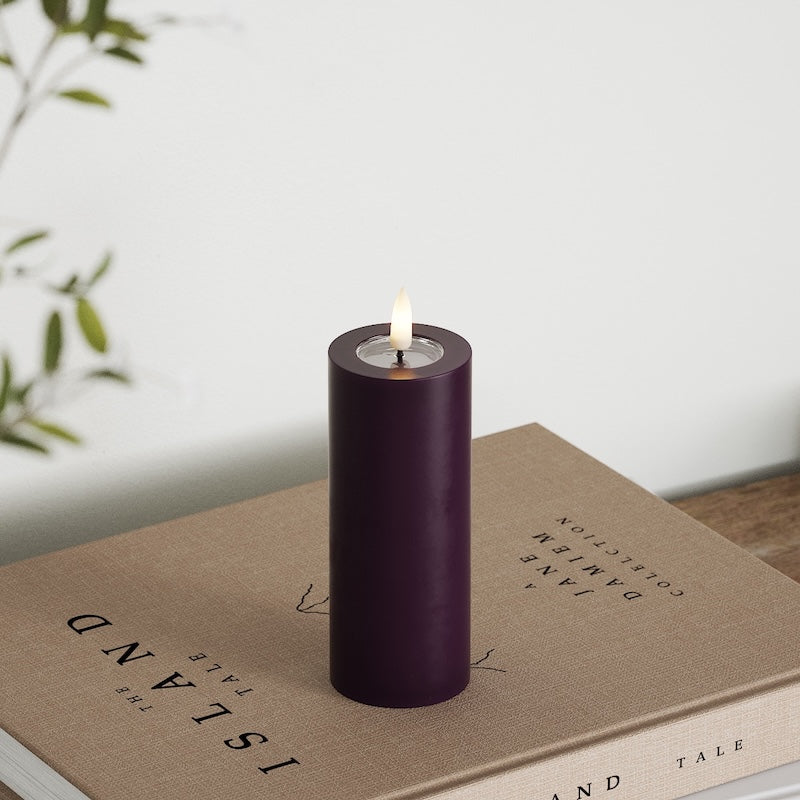 Deluxe Homeart LED Pillar candle Ø 5 x 12.5 cm Dark Purple