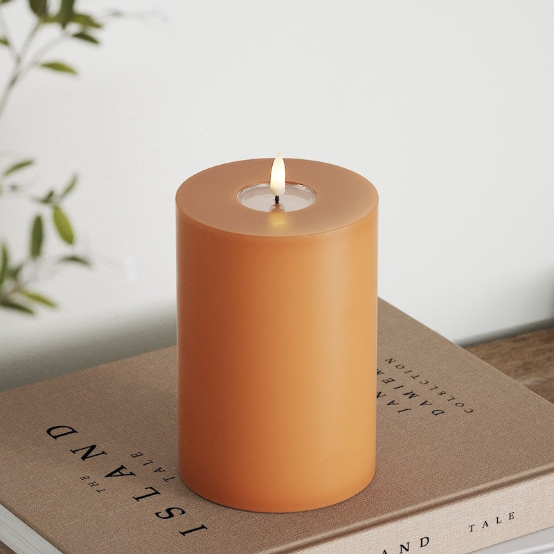Deluxe Homeart LED Pillar candle Ø 10 x 15 cm Orange