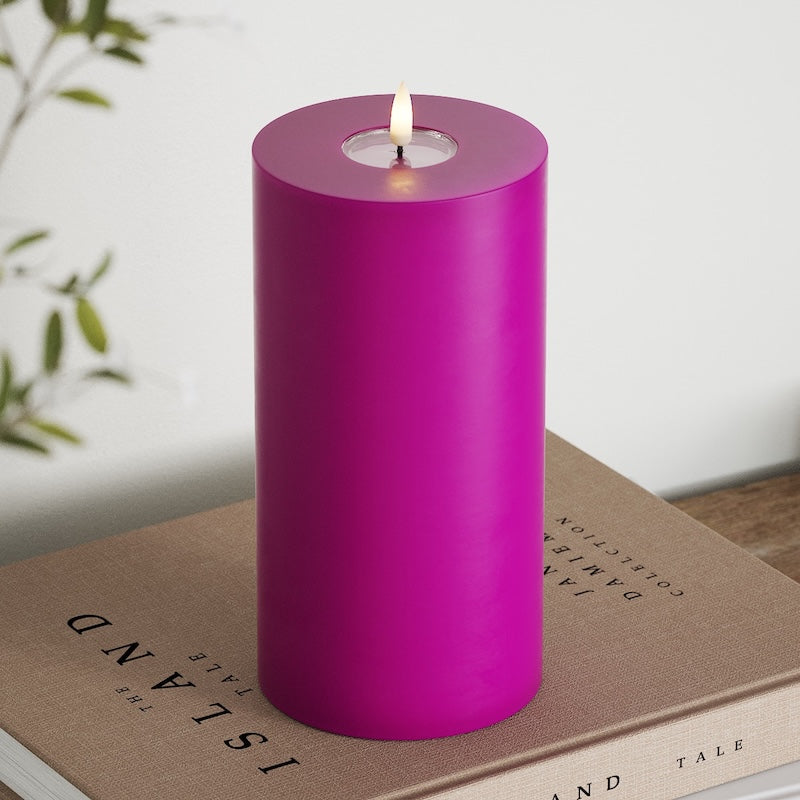 Deluxe Homeart LED Pillar candle Ø 10 x 20 cm Violet