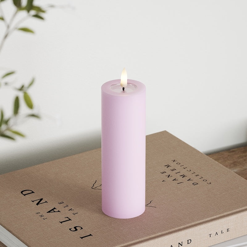 Deluxe Homeart LED Pillar candle Ø 5 x 15 cm Lavender
