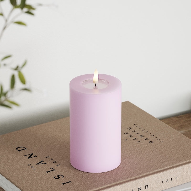 Deluxe Homeart LED Pillar candle Ø 7.5 x 12.5 cm Lavender