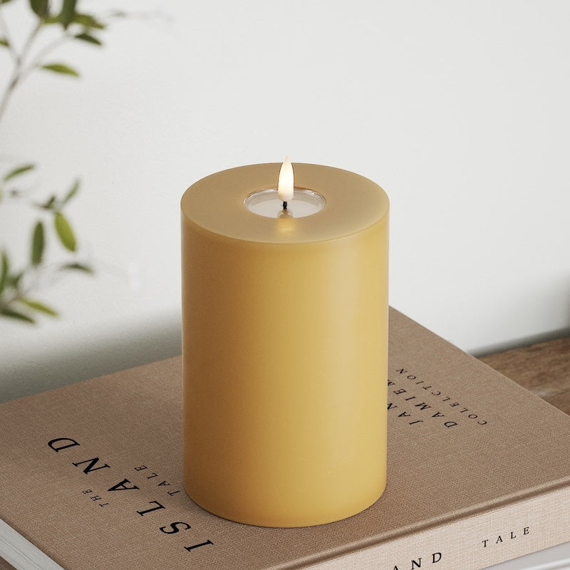 Deluxe Homeart LED Pillar candle Ø 10 x 15 cm Curry