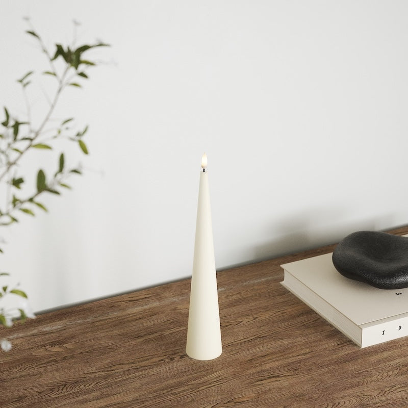 Deluxe Homeart Cone light D 5 x H 28 cm Bordeaux