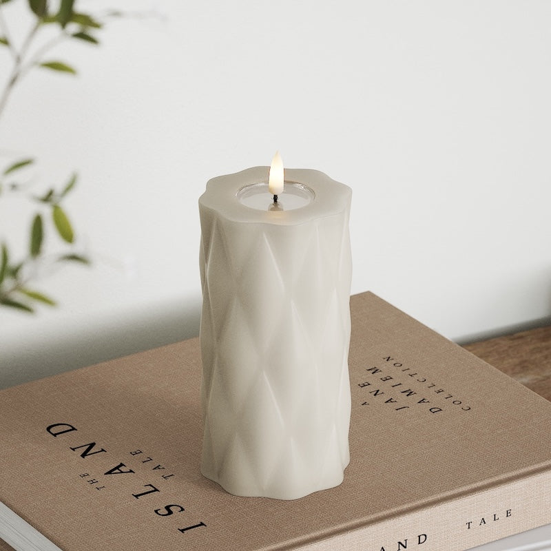 Deluxe Homeart Harlequin LED Pillar candle Ø 7.5 x 15 cm Sand