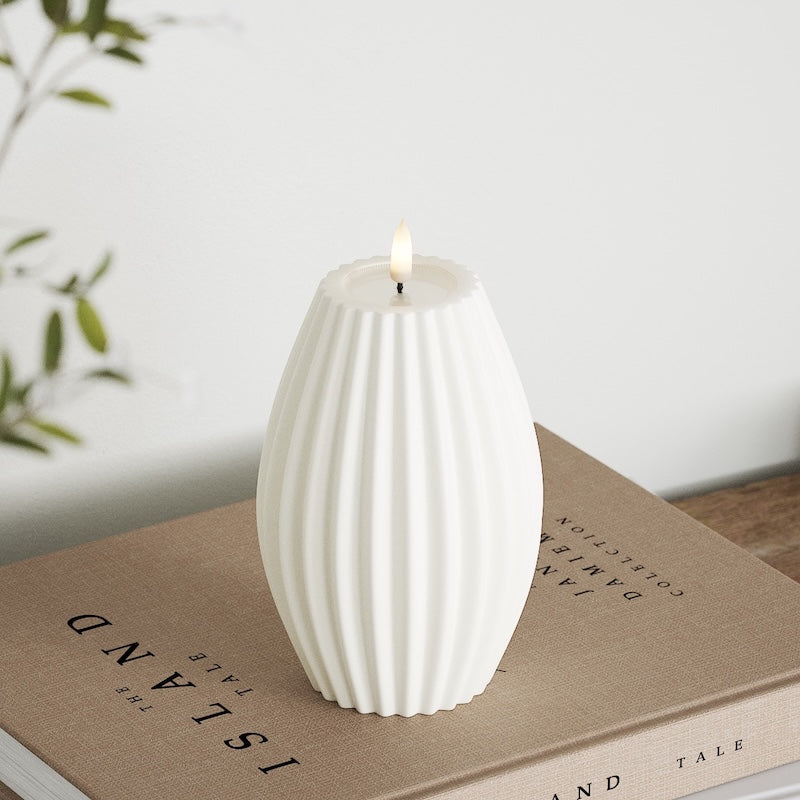 Deluxe Homeart LED Ribbed candle D 10 x H 15 cm White
