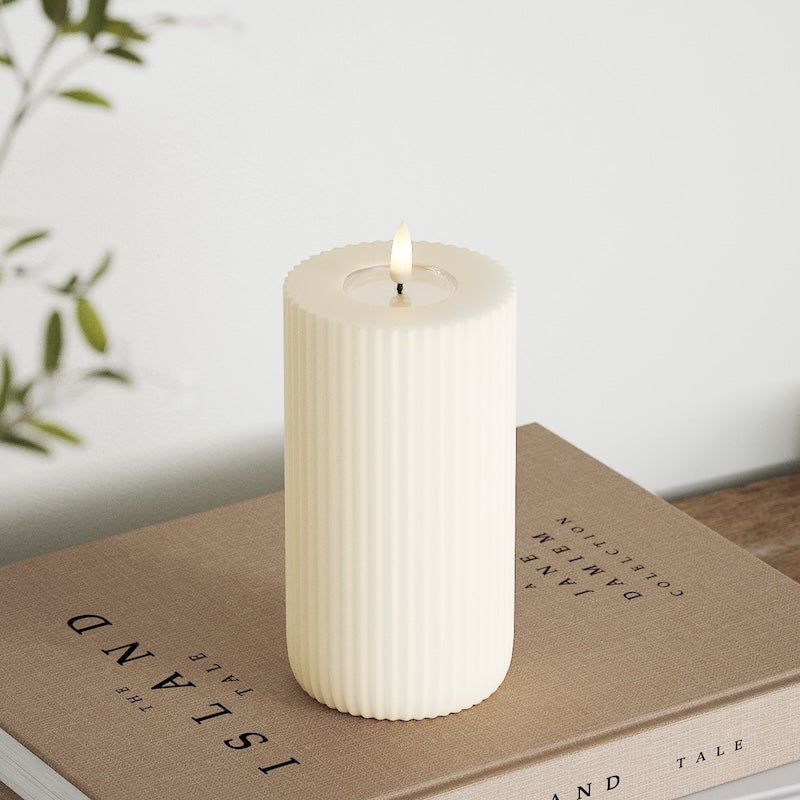 Deluxe Homeart Solid Stripe LED Pillar candle Ø 8 X 15 Cm Cream