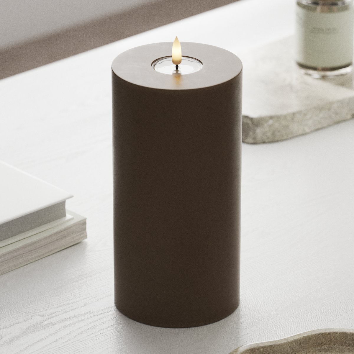 Deluxe Homeart LED Pillar candle Ø 10 x 20 cm Caramel LED Pillar candle 1