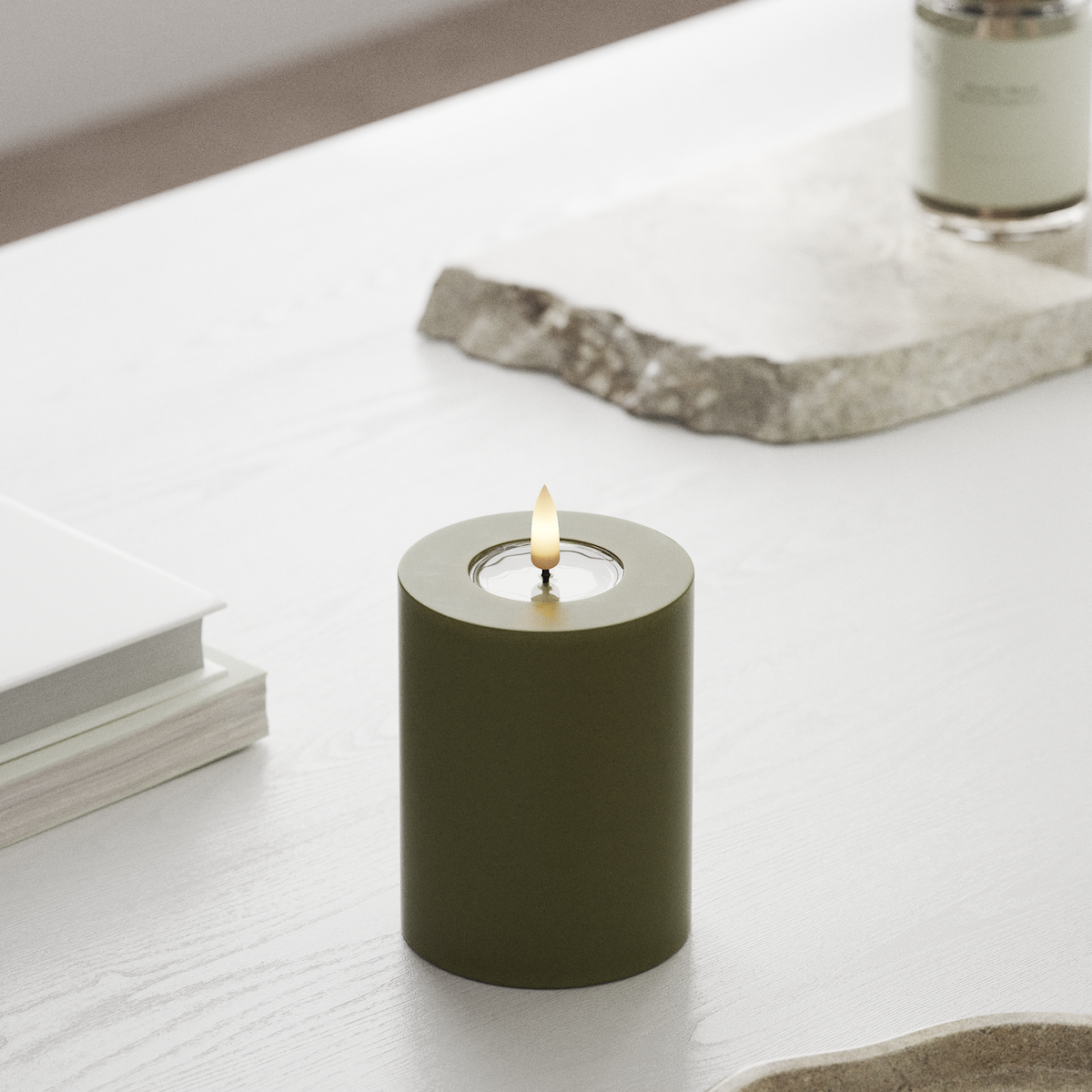 Deluxe Homeart LED Pillar candle Ø 7.5 x 10 cm Olive Green LED Pillar candle 1