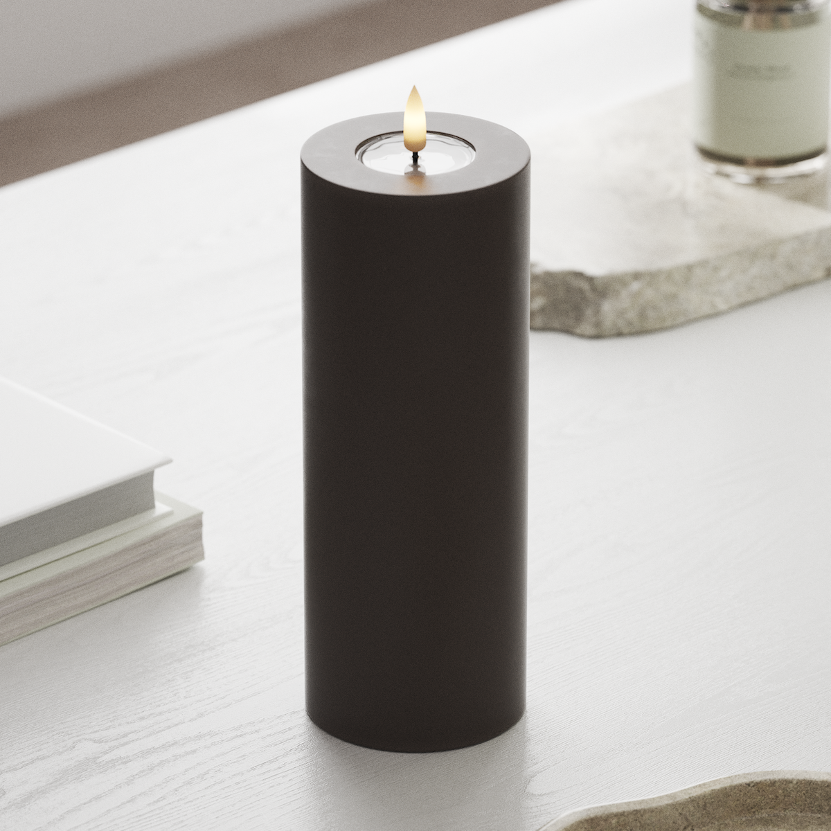 Deluxe Homeart LED Pillar candle Ø 7.5 x 20 cm Mocha LED Pillar candle 1