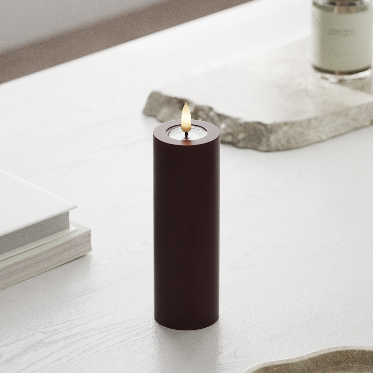 Deluxe Homeart LED Pillar candle Ø 5 x 15 cm Burgundy LED Pillar candle 1