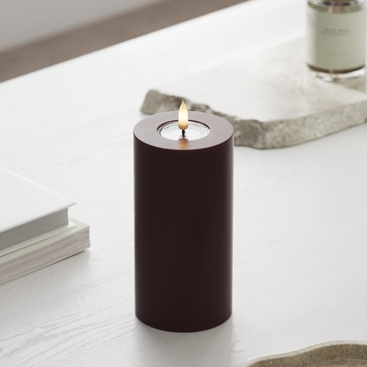 Deluxe Homeart LED Pillar candle Ø 7.5 x 15 cm Burgundy LED Pillar candle 1