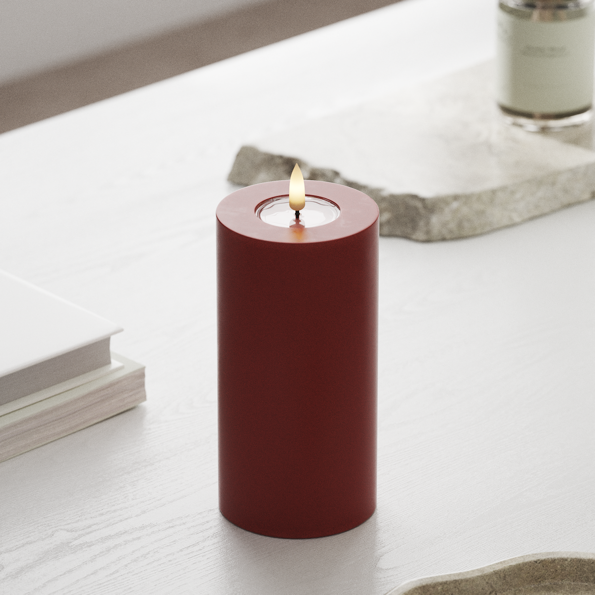 Deluxe Homeart LED Pillar candle Ø 7.5 x 15 cm Red LED Pillar candle 1