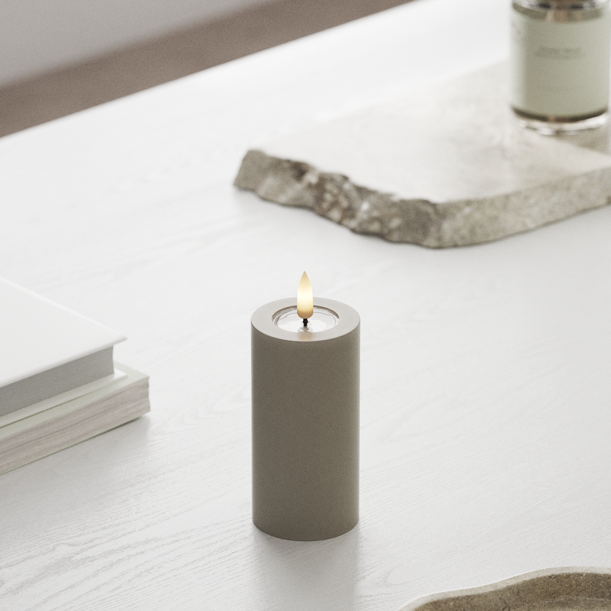 Deluxe Homeart LED Pillar candle Ø 5 x 10 cm Sand LED Pillar candle 1