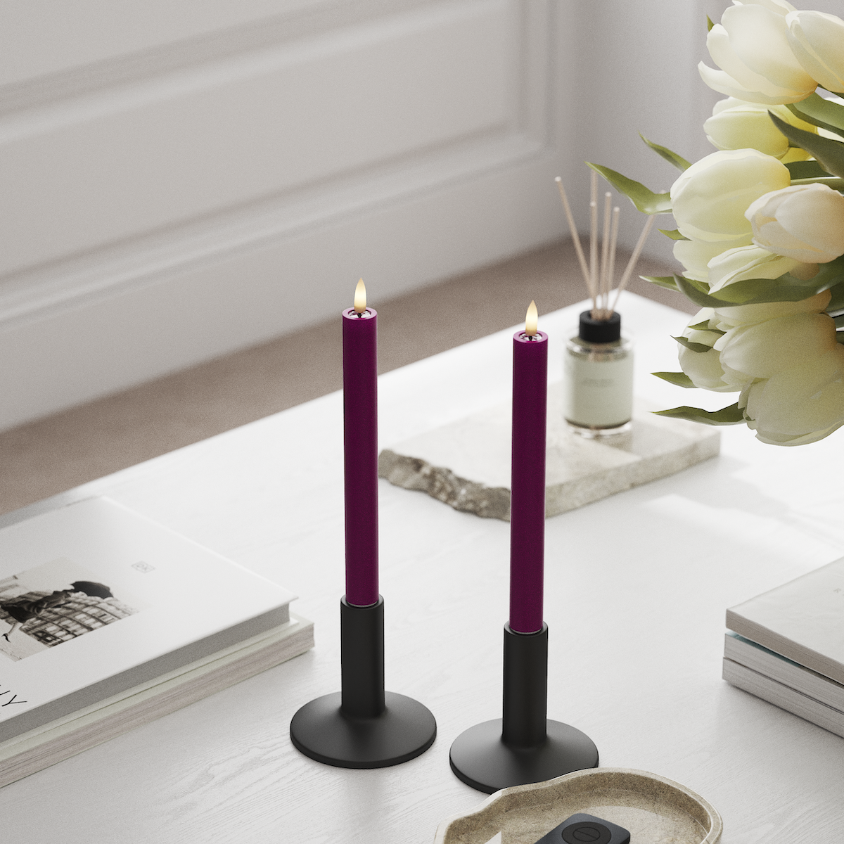 Deluxe Homeart LED Dinner candle 2 pieces, Ø 2 x 24 cm Violet LED Dinner candle 1