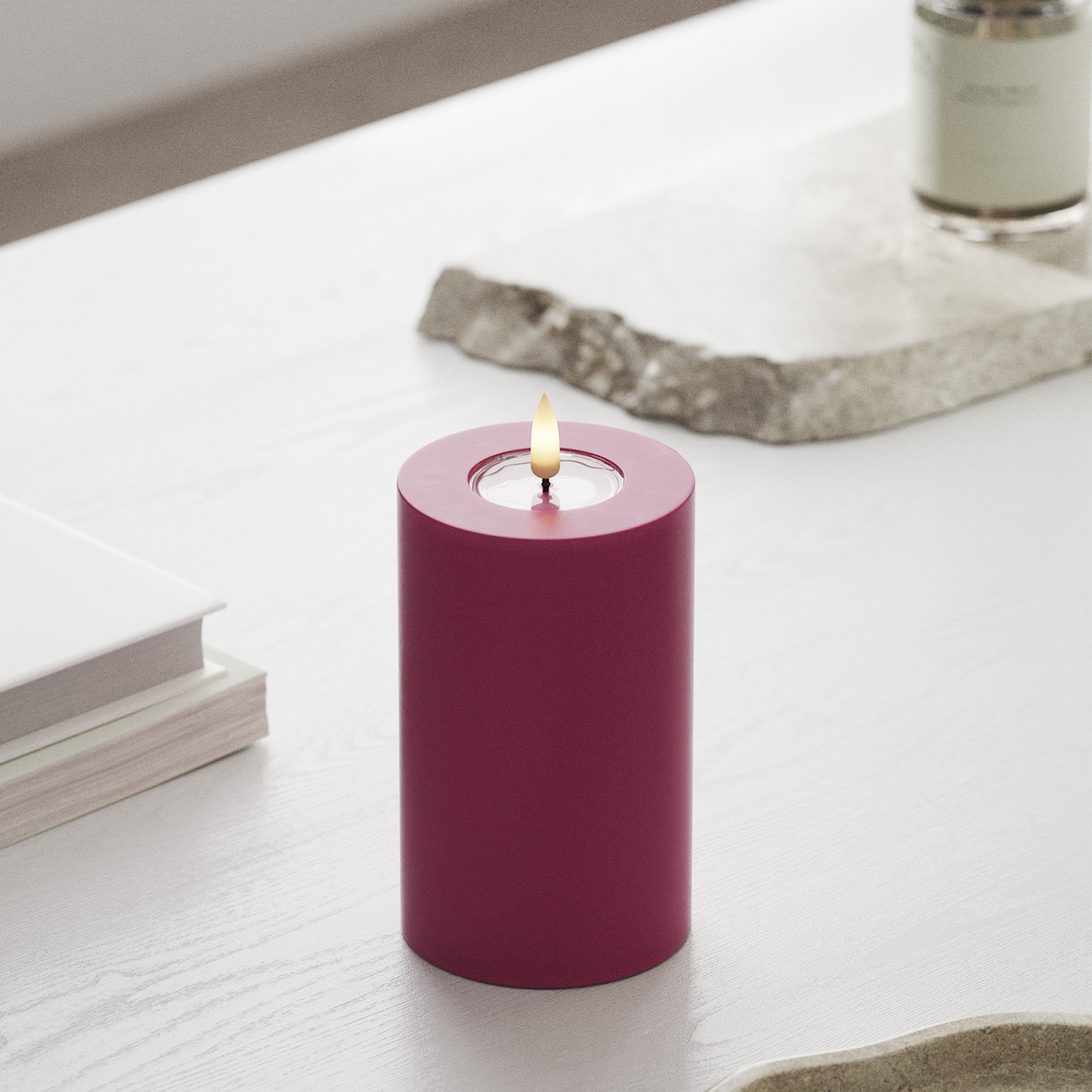 Deluxe Homeart LED Pillar candle Ø 7.5 x 12.5 cm Magenta LED Pillar candle 1
