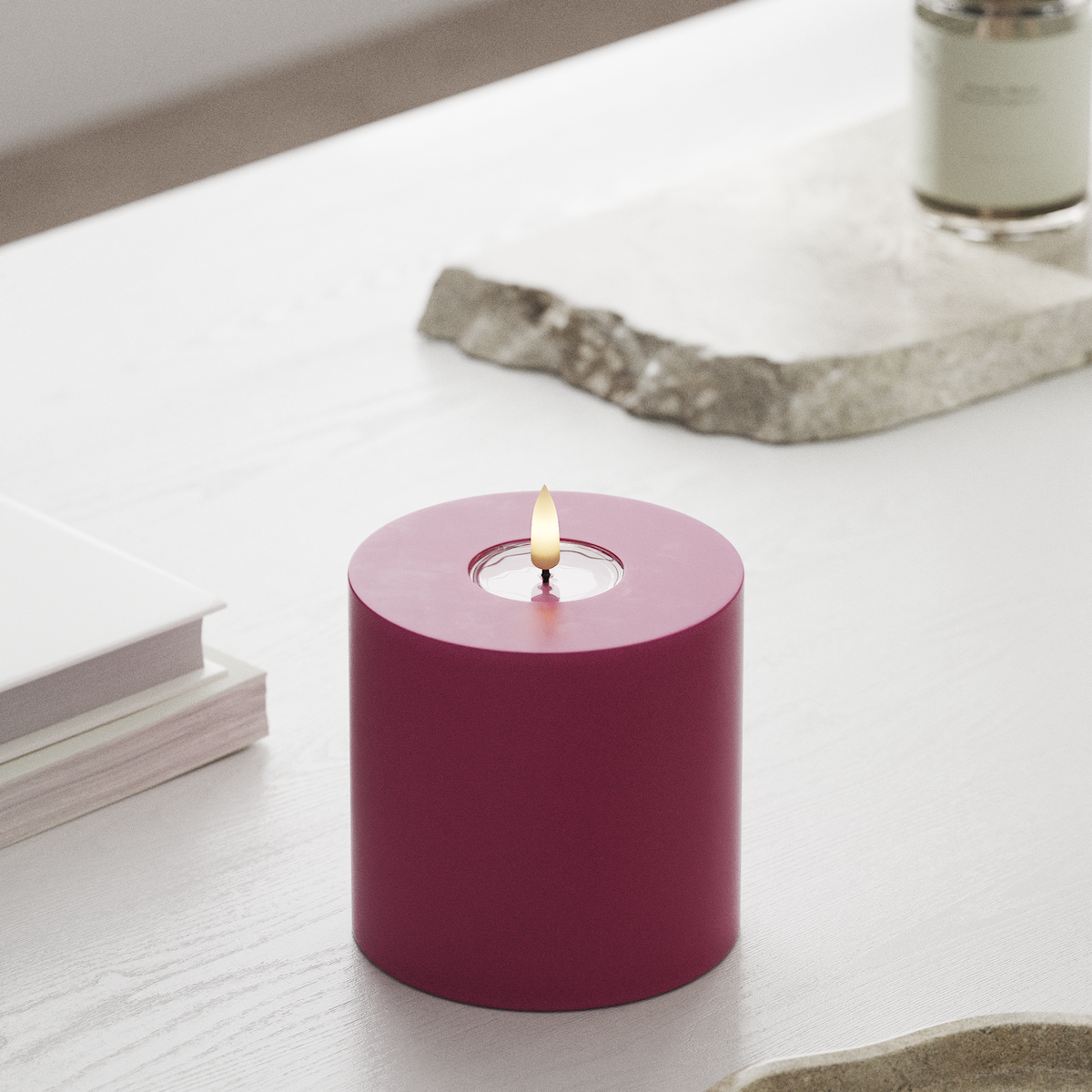 Deluxe Homeart LED Pillar candle Ø 10 x 10 cm Magenta LED Pillar candle 1