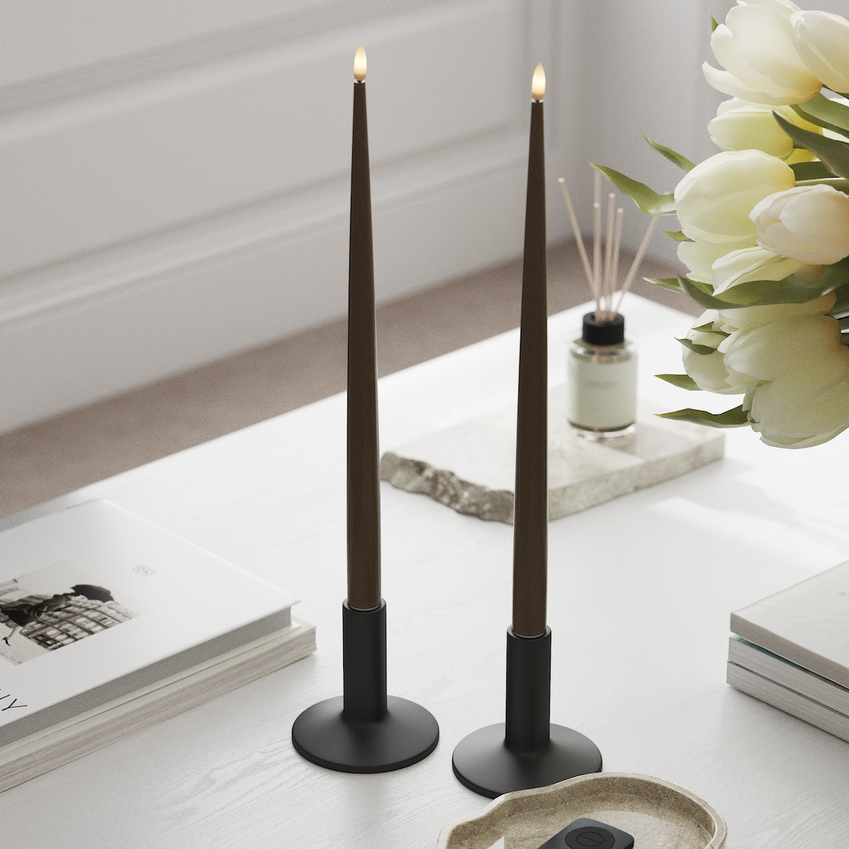 Deluxe Homeart LED Shiny Dinner candle with Lacquer, 2 pieces 38 cm Caramel LED Shiny Dinner candle 1