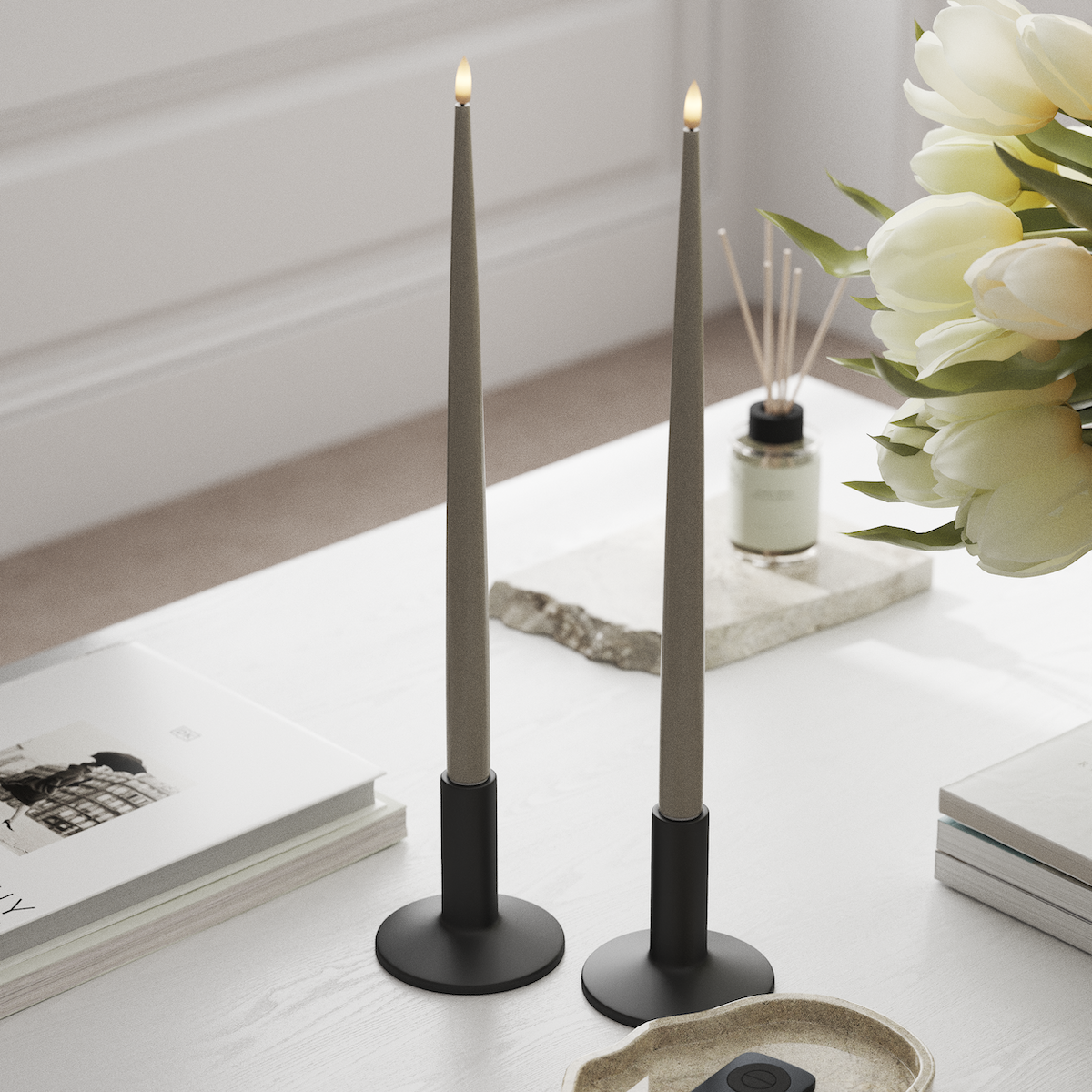 Deluxe Homeart LED Shiny Dinner candle with Lacquer, 2 pieces 38 cm Sand LED Shiny Dinner candle 1