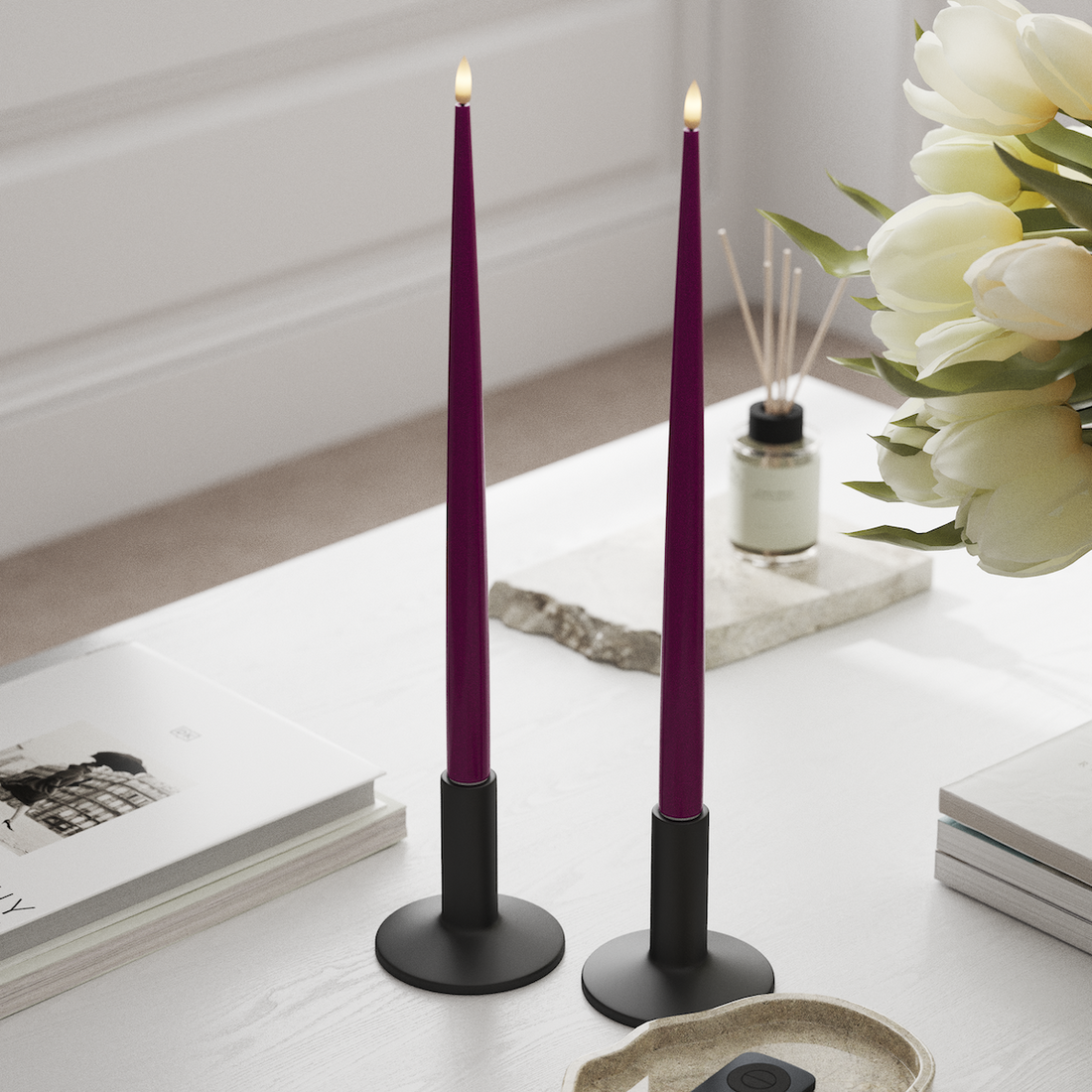 Deluxe Homeart LED Shiny Dinner candle with Lacquer, 2 pieces 38 cm Violet LED Shiny Dinner candle 3