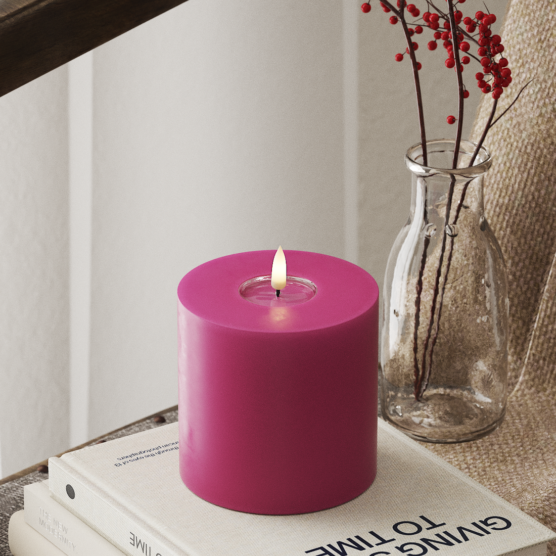 Deluxe Homeart LED Pillar candle Ø 10 x 10 cm Magenta LED Pillar candle 4