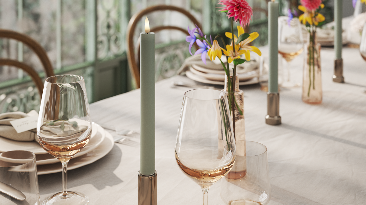 Natural faith LED Dinner candle With Wetlook ™ design