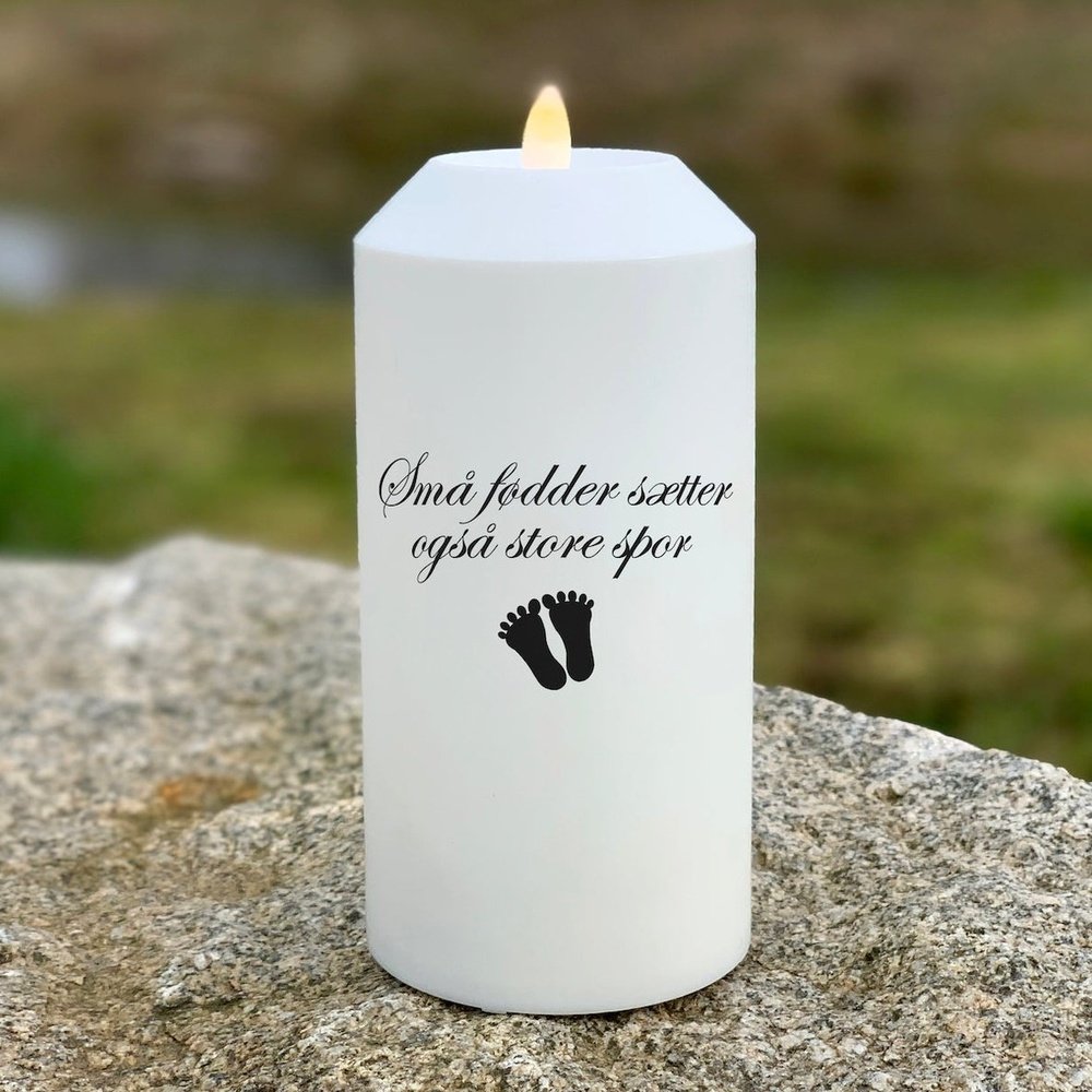 LED Grave light Even small feet leave deep traces Deluxe Homeart 1